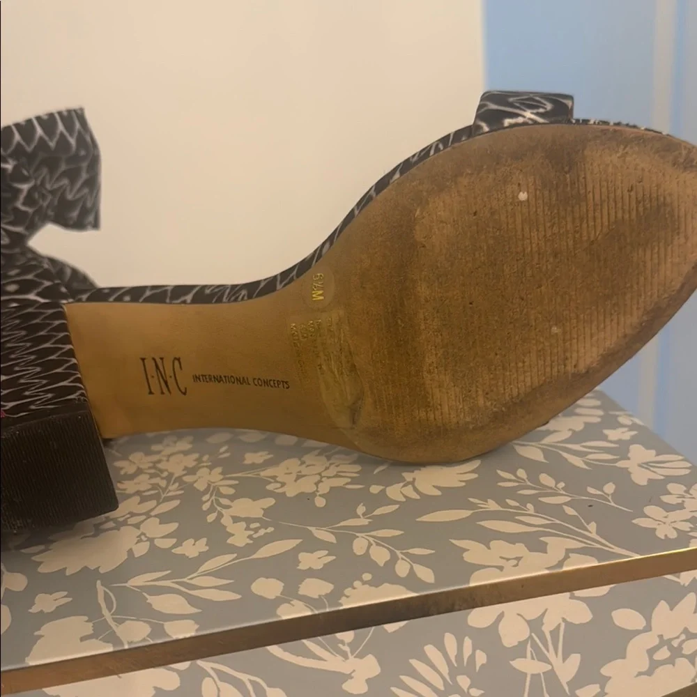 Trina Turk  INC Black Chunky Heels with Textured Design